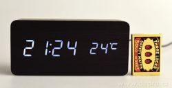 Digitální LED dřevěné hodiny SYSTEMAT WOODOO CLOCK s budíkem černé