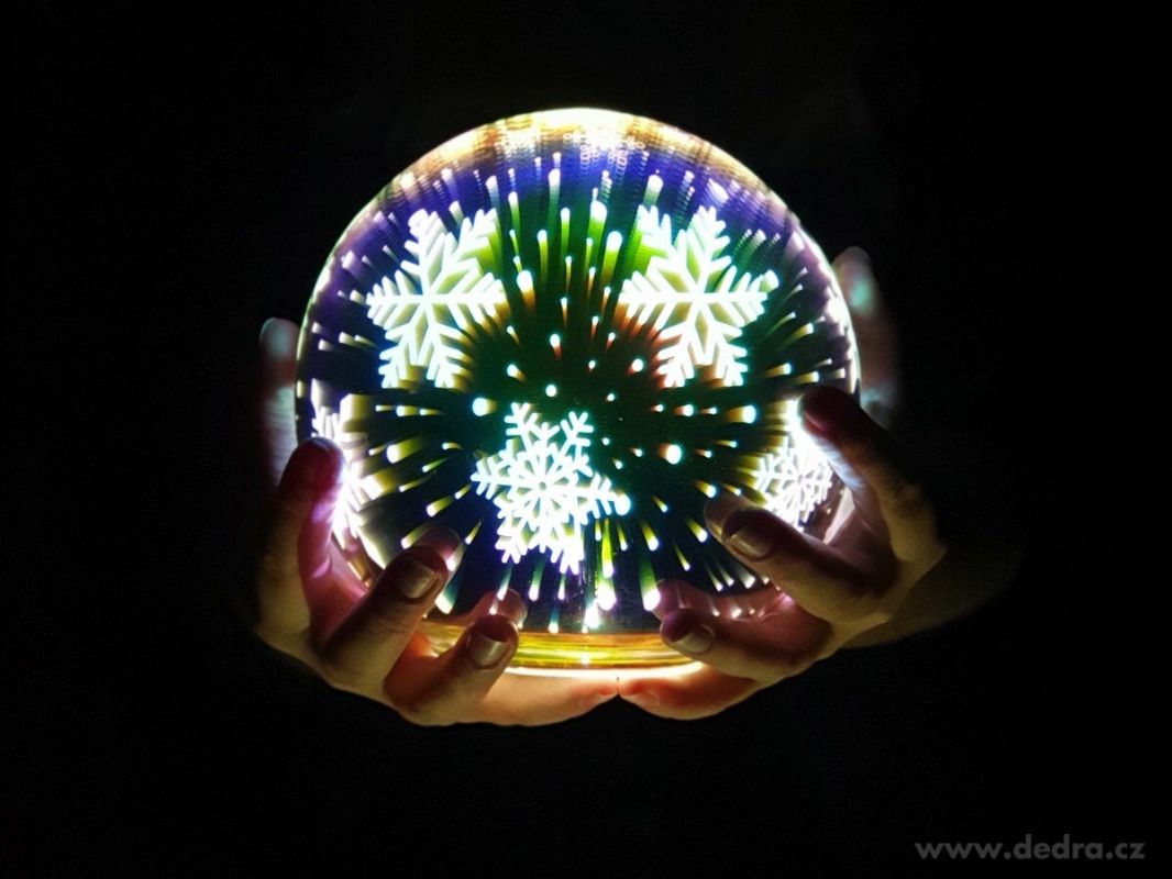 3D svítící LED koule, stojací s barevnými 3D efekty