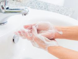 Bublino REBELITO, tekuté mýdlo na tělo a ruce, bez pumpičky, 500 ml