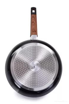 Pánev BIOPAN® WOODOO s rukojetí soft touch v imitaci dřeva 2600ml